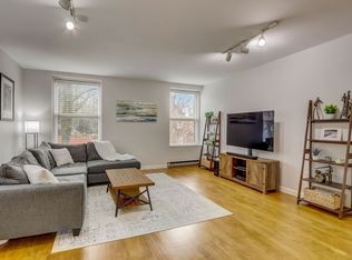 60 Glen Rd #T12, Brookline, MA 02445