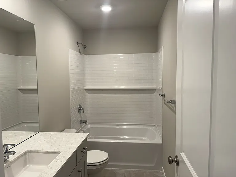 1441 SW Fielder Pl — Photo 26