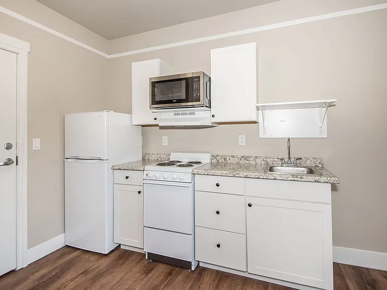 Tabor Commons — Photo 18