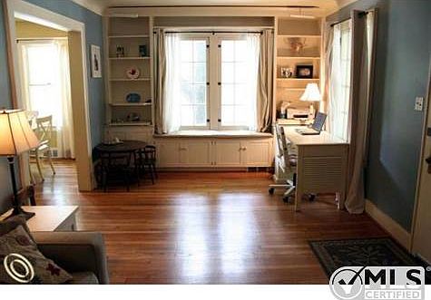 Living Rm Shelves & Window Seat