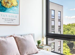 72-01 Queens Blvd #421, Woodside, NY 11377