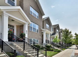 803 Lee St, Des Plaines, IL 60016