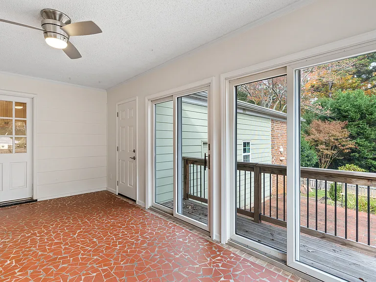 1416 Hobbs Rd — Photo 12