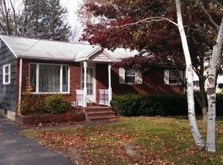 60 Piper Cross Rd, West Springfield, MA 01089