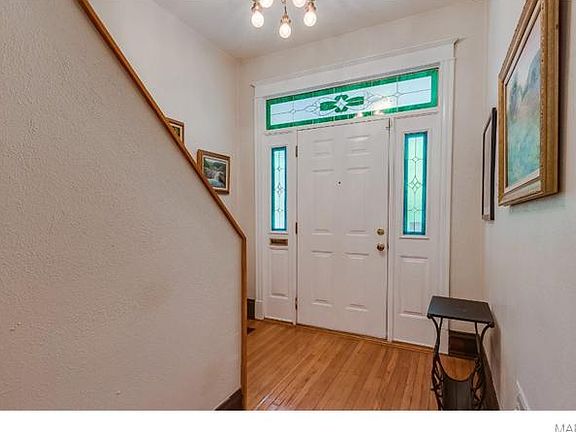 4th image of 4134-4136 Botanical Ave