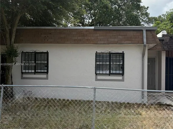 3856 NW 207th St, Miami Gardens, FL 33055