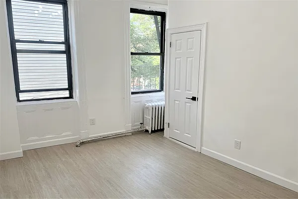 Rented by Douglas Elliman | media 4