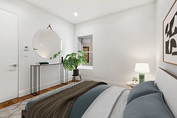 Rented by Halstead Real Estate | media 19