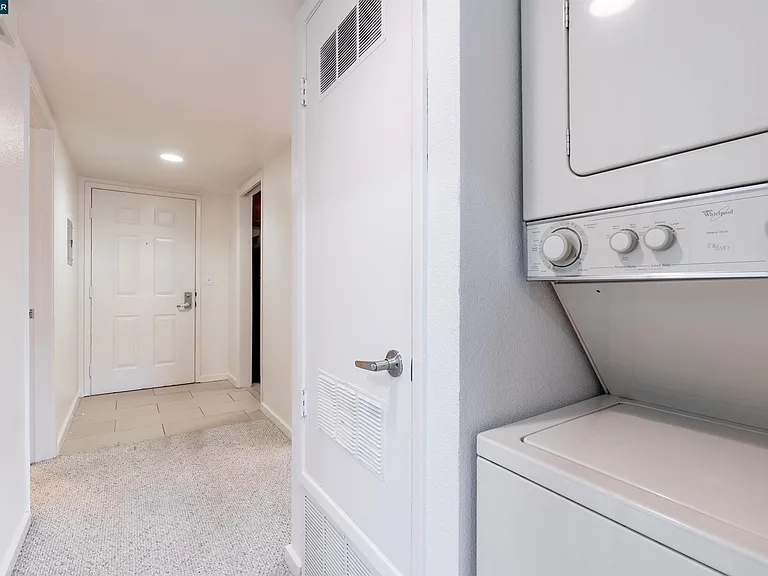 1315 A St #206 — Photo 20