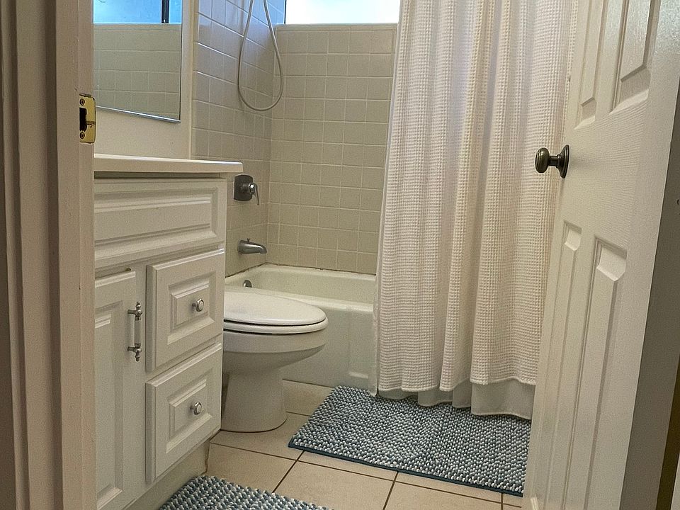 Upstairs Bath