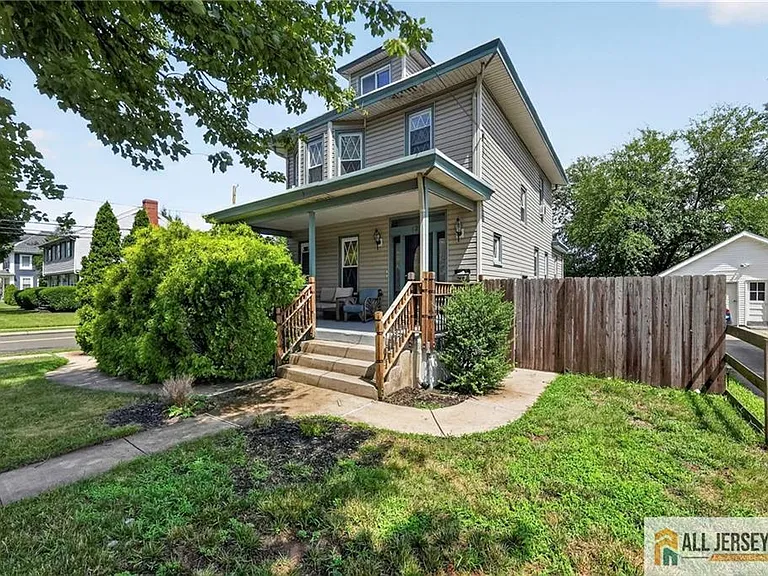 125 White Horse Ave — Photo 3