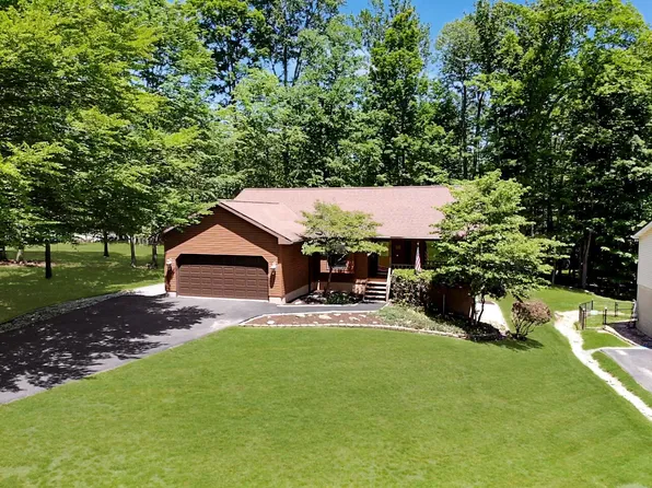 3442 Bay Rd, Du Bois, PA 15801