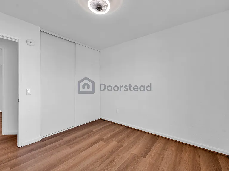 26150 Coronada Dr — Photo 21