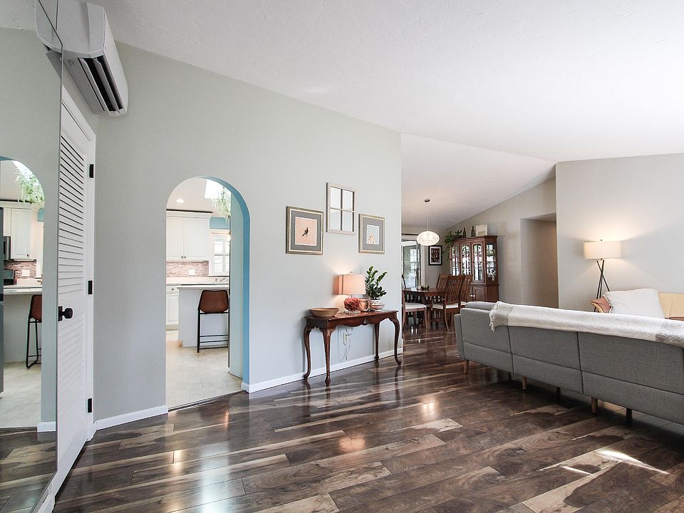 47 Foxglove Road, Centerville, MA 02632 Zillow