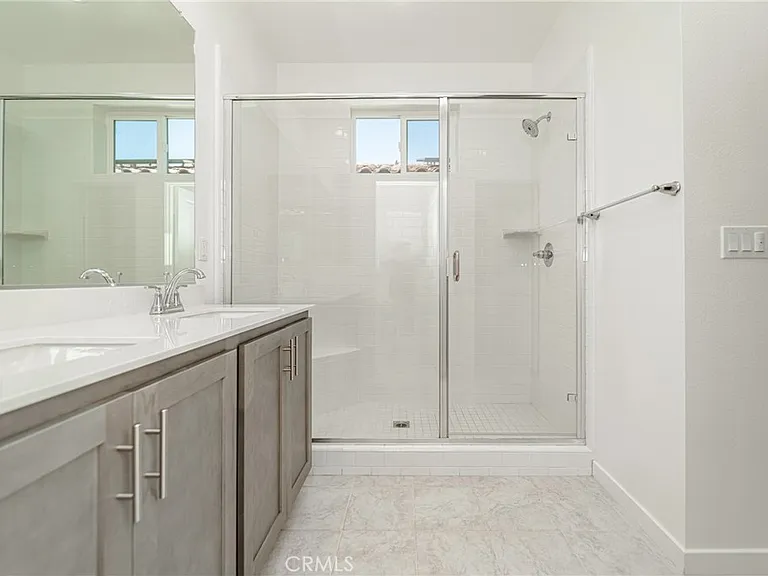 26149 Park Ave #28 — Photo 11