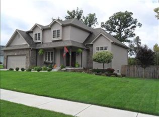 7422 Pershing Rd, Schererville, IN 46375