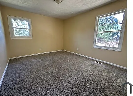4159 Village Dr — Photo 3
