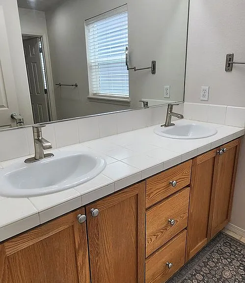 20781 SW Skiver St — Photo 20