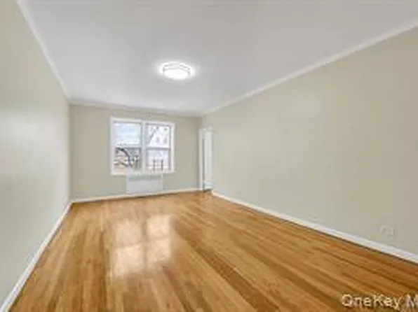 63-60 102nd St #A-18, Flushing, NY 11374