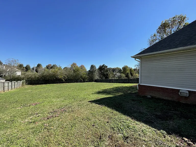 109 Tanner Ridge Cir — Photo 22