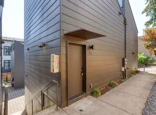 Sawtooth Townhomes, Lake Oswego, OR 97034