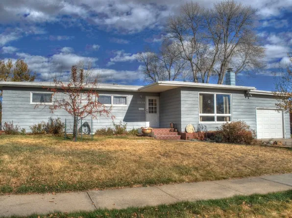 3928 Brookside Dr, Rapid City, SD 57702