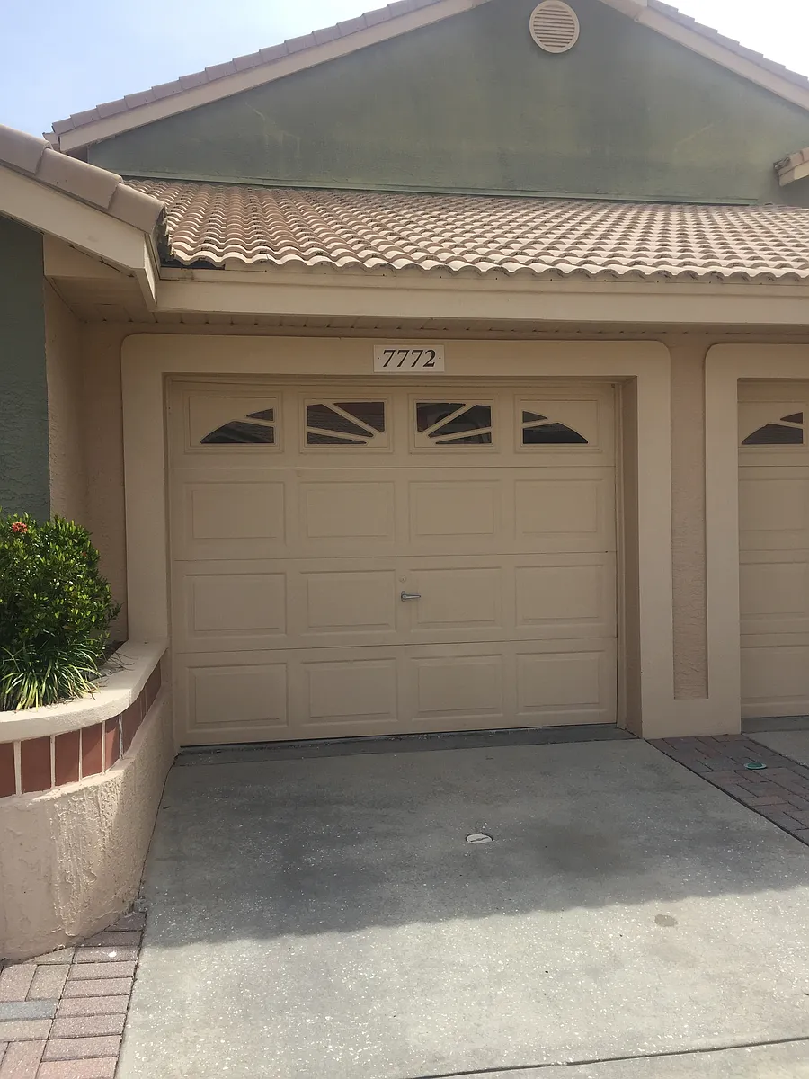 Building Photo - 7772 Sugar Bend Dr #7772