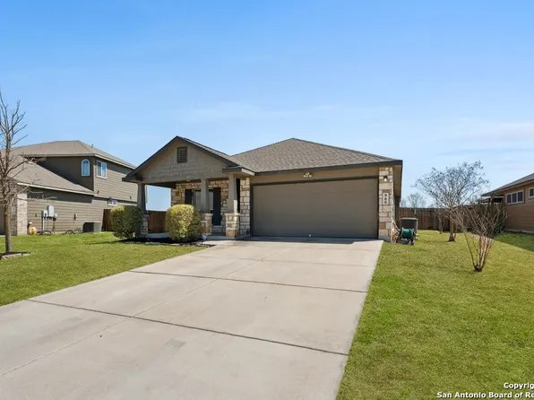 966 Pumpkin Ridge, New Braunfels, TX 78130