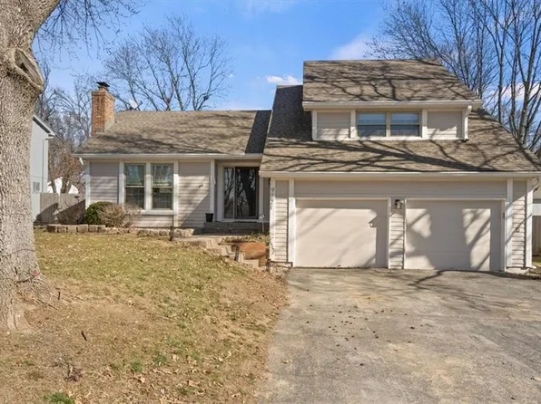 9121 Constance St, Lenexa, KS 66215