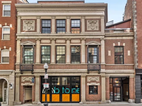 133 Salem St, Boston, MA 02113