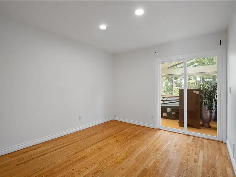 13049 Shalimar Pl — Photo 27