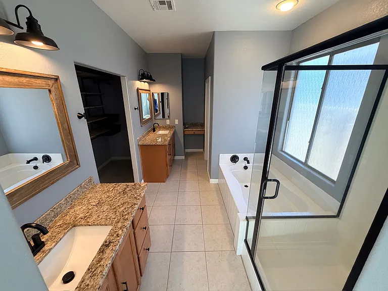 8137 Slate Falls St — Photo 14