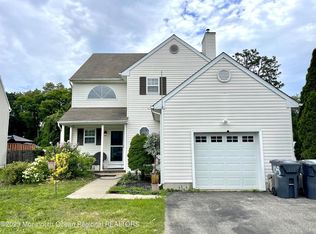105 Atrium Dr, Brick, NJ 08723