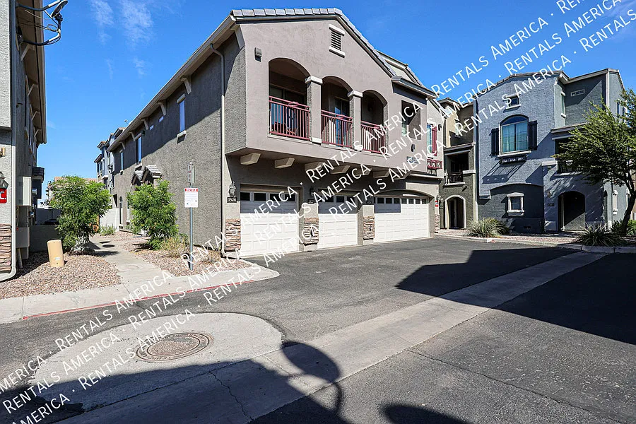 Villagio at Tempe! — Photo 3