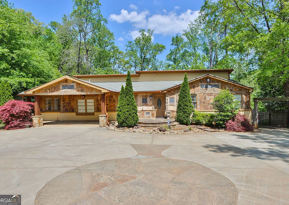 4081 Ashford Dunwoody Rd NE