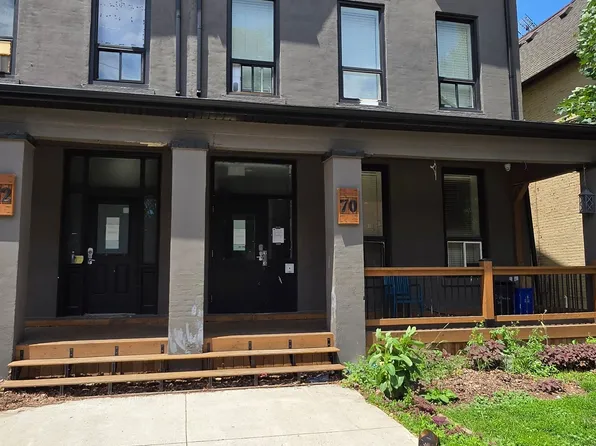 70 Victoria Ave S #3, Hamilton, ON L8N 2S7