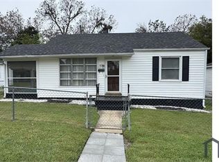 156 Spring St, Petersburg, VA 23803