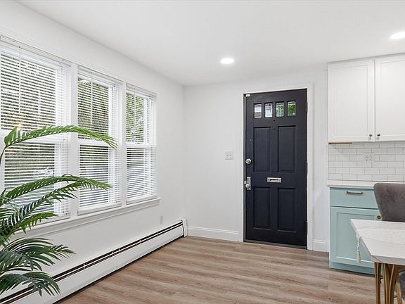 3rd image of 88 Everett St