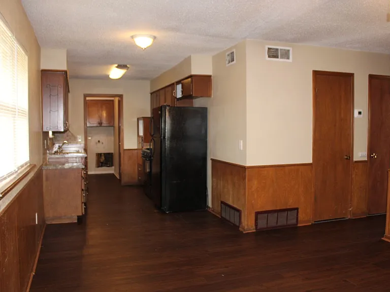 4010 SE 14th Pl — Photo 7