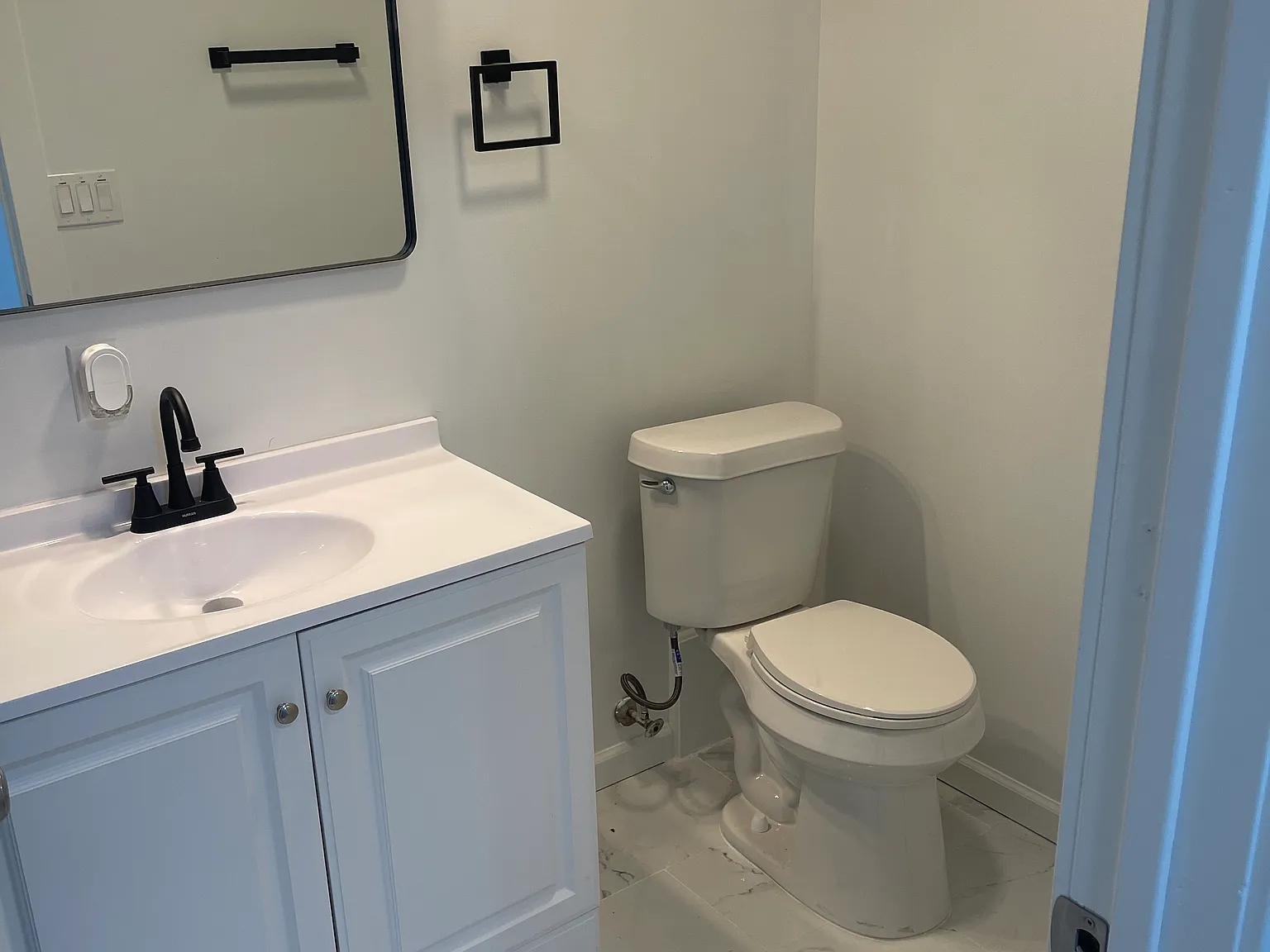 2 bed, 1018 sqft, $1,900 — Photo 4