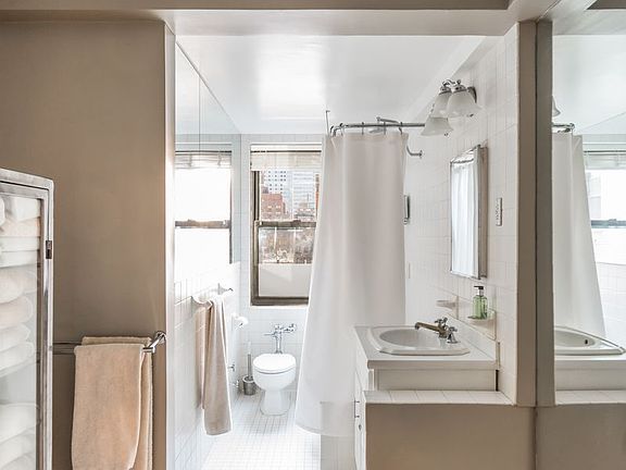 5th image of 230 E 73rd St #9C