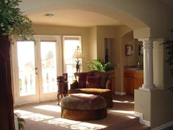 3rd image of 9042 Laramie Dr