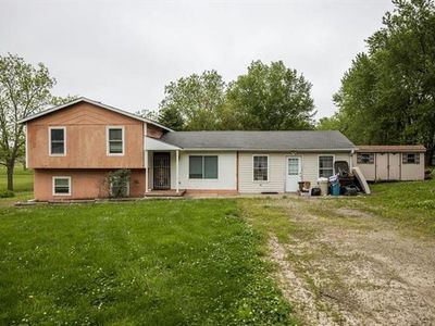 166 NE 1011th, Knob Noster, MO, 65336