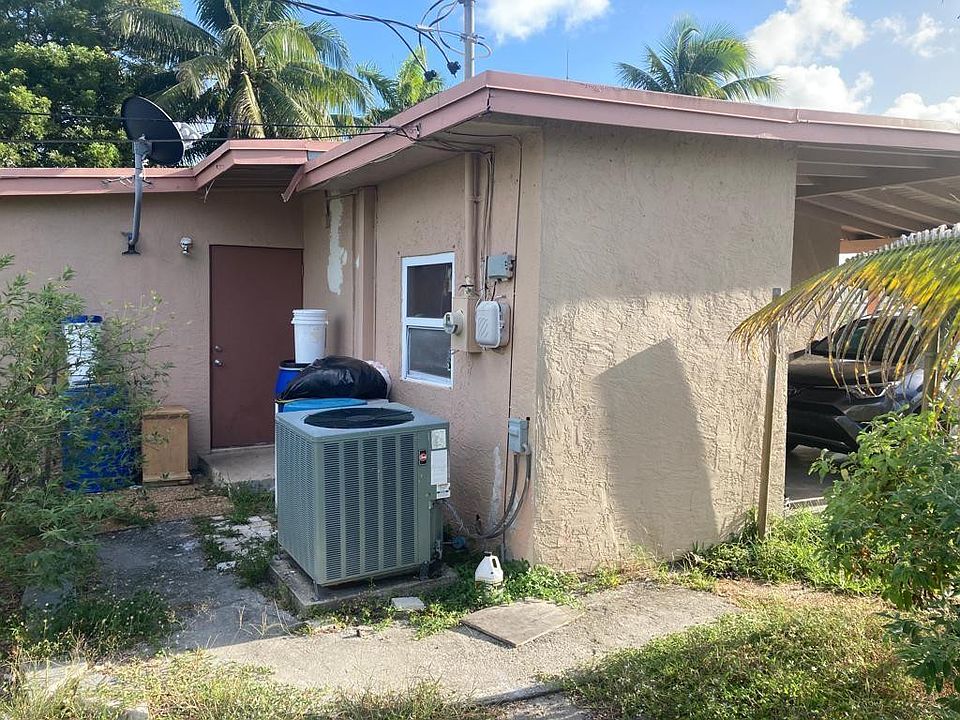 1st image of 4140 NE 17th Avenue