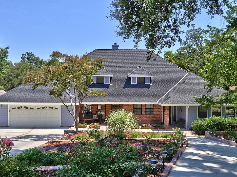 Magnificent estate home