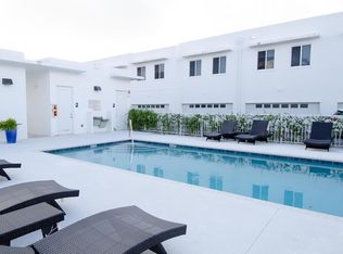 2652 NE 212th Ter, Miami, FL 33180