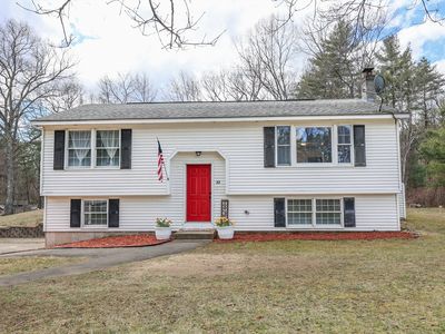 33 West Rd, Londonderry, NH, 03053