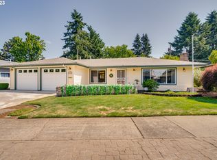 10722 SE Stephens St, Portland, OR 97216