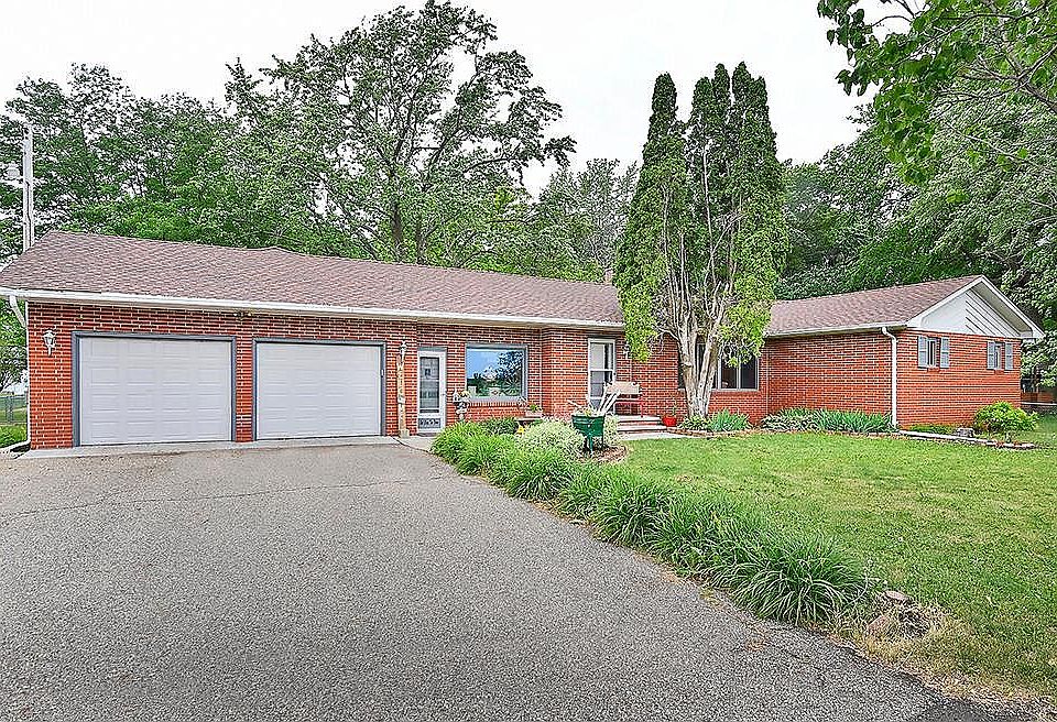 1st image of 2744 NE 24th Ave
