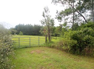 203 Beaver Dam Dr, Lucedale, MS 39452